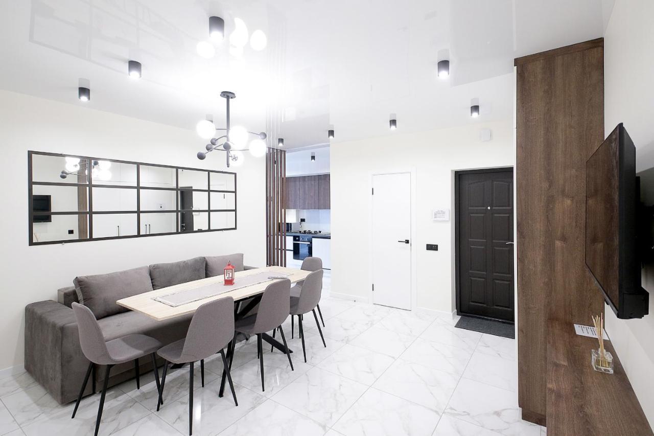 Luxury Nest Lviv Center Apartment Exterior foto